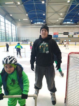 Hodina bruslení 2025