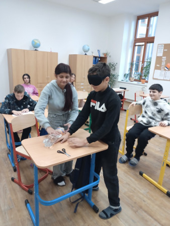 Nevidomým na zkoušku -  mezinárodní den nevidomých