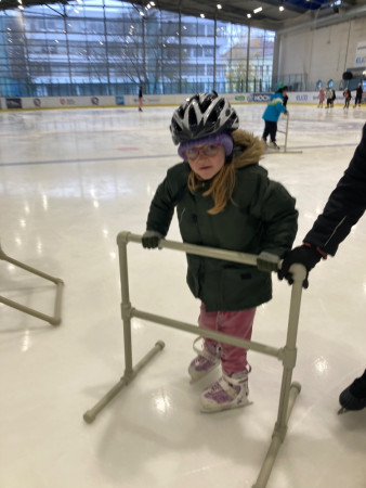 Hodina bruslení 2025