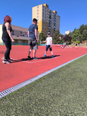 Meziškolní kolo v LA 2026