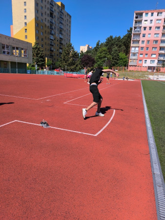 Meziškolní kolo v LA 2026