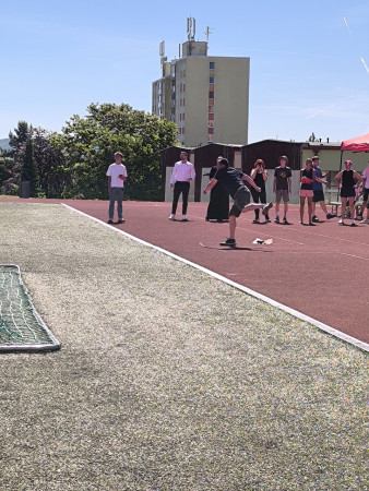 Meziškolní kolo v LA 2026