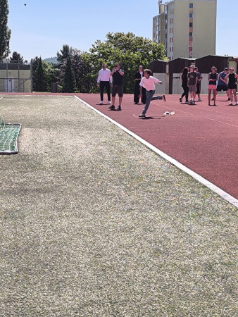 Meziškolní kolo v LA 2026