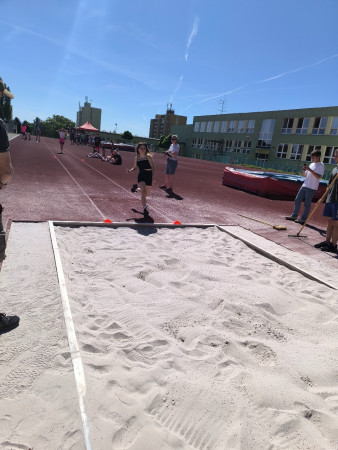 Meziškolní kolo v LA 2026