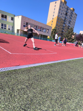Meziškolní kolo v LA 2026