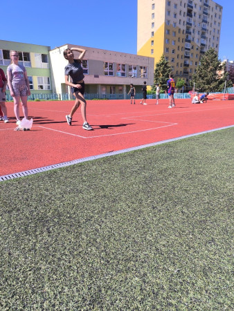 Meziškolní kolo v LA 2026