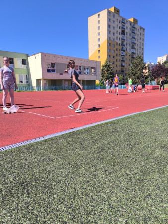 Meziškolní kolo v LA 2026