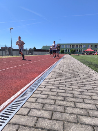 Meziškolní kolo v LA 2026