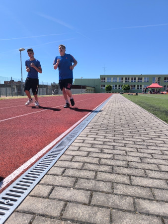 Meziškolní kolo v LA 2026
